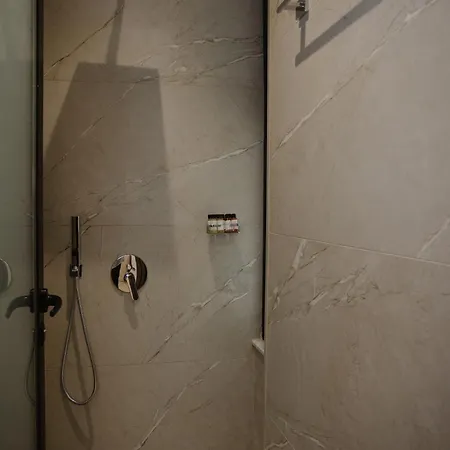 Downtown Szálloda Shkodra