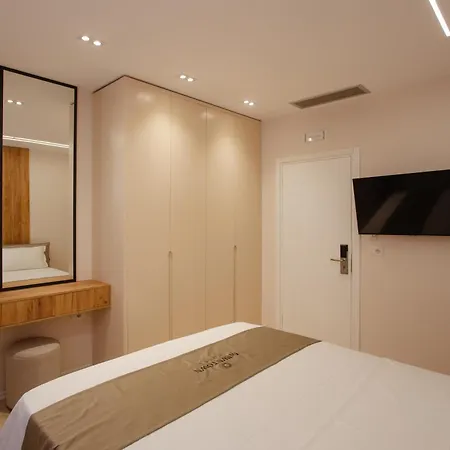 Downtown فندق شكودر